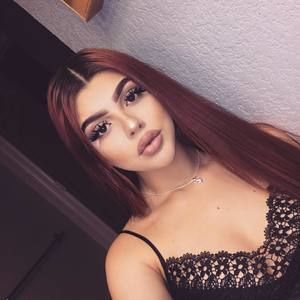 Meet your Posher, Aliya